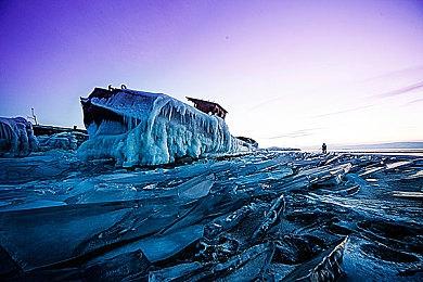 《白日梦魇：沙堡1994》5月发售 PC配置公开